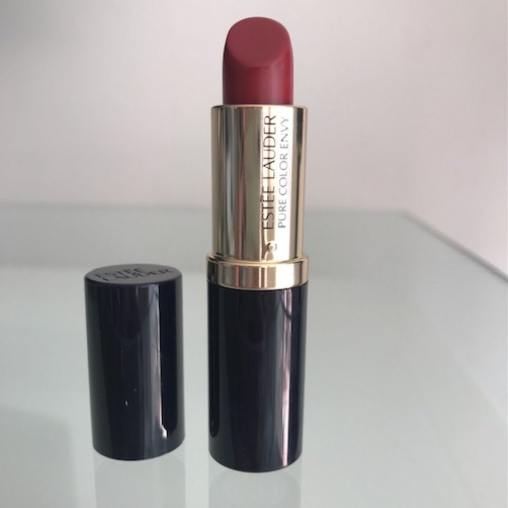 ESTEE LAUDER Pure Color Envy Rebellious Rose No.420 Sculpting Lipstick